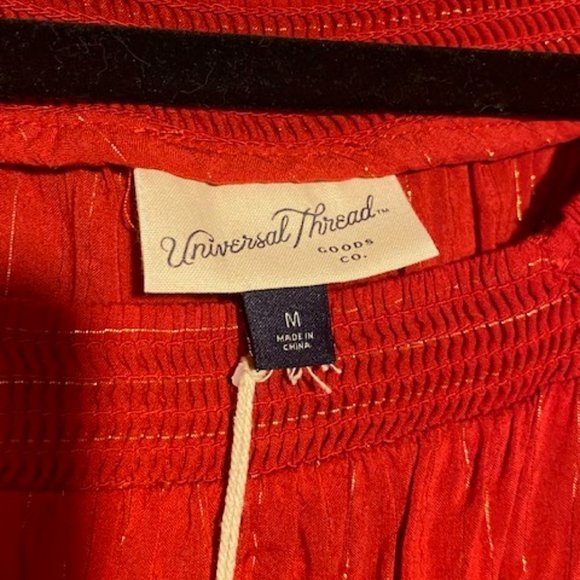 NWT Universal Thread Goods Co. - Red Top - M - Picture 4 of 5